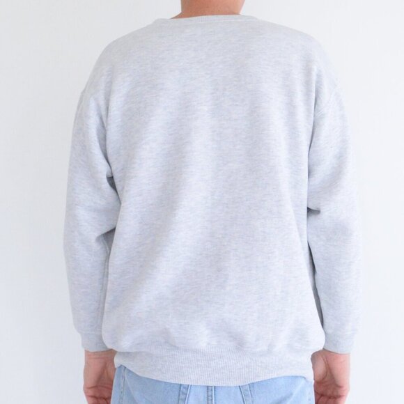 Vintage Cherokee Gray Embroidered Crew Neck Sweater Size Large - Picture 2 of 10